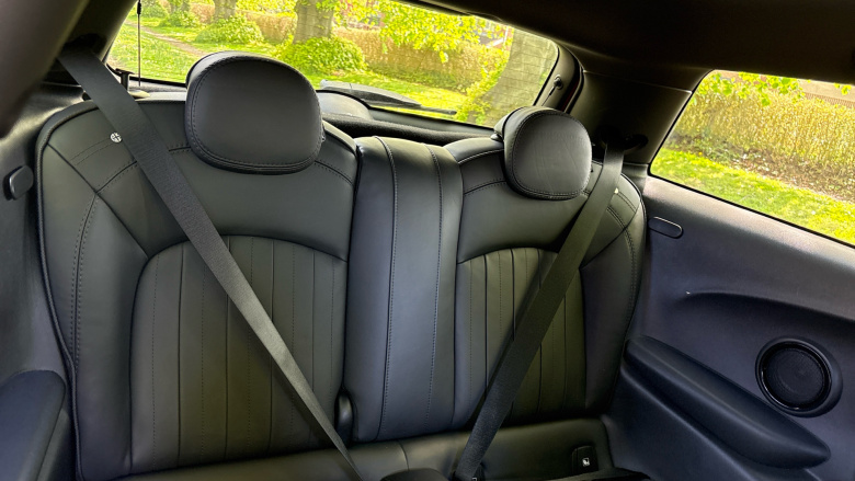 MINI Hatchback 1.5 Cooper Exclusive 3dr Auto Petrol Hatchback